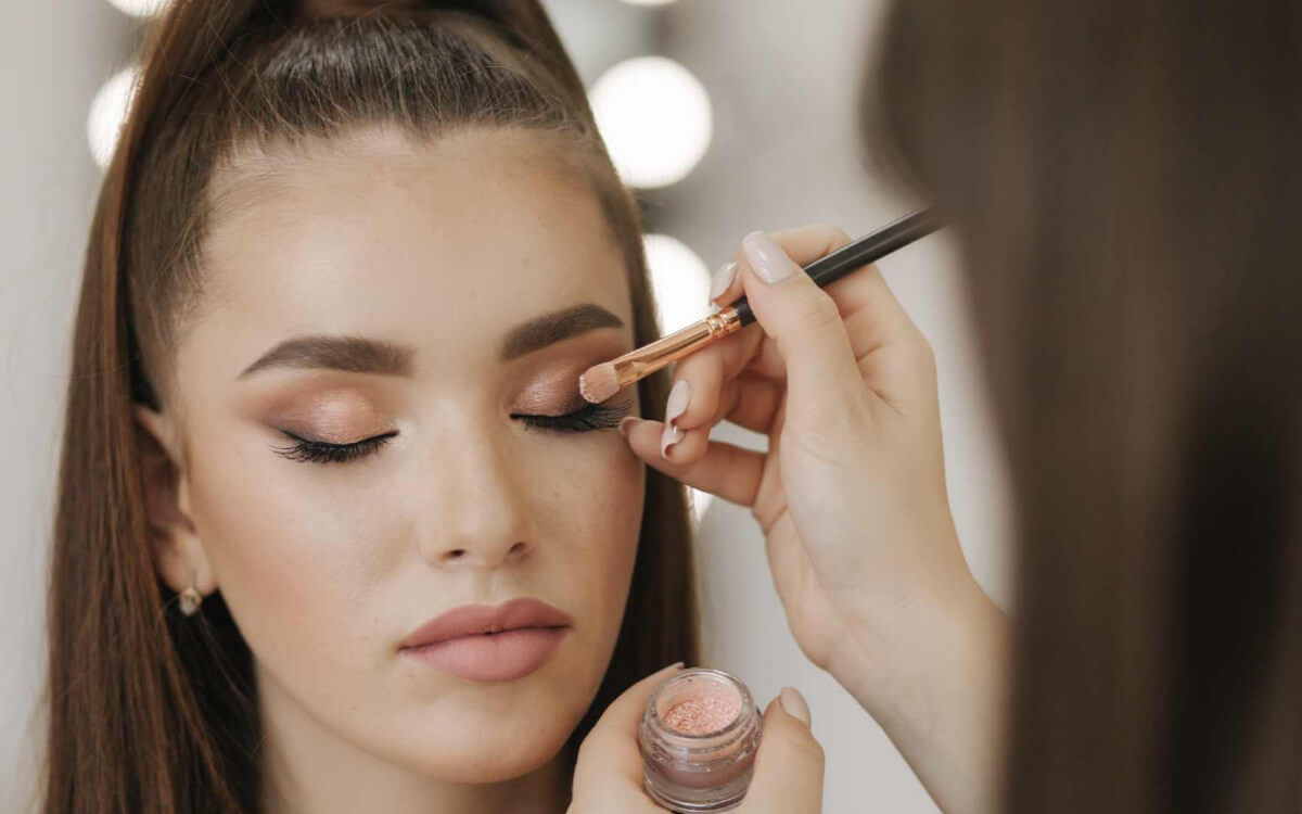 Auora Makeup Servic Image